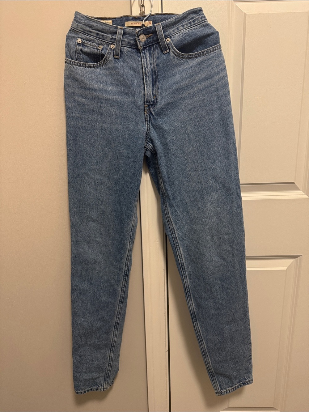 Levi’s Premium 80s Mom Jean W24 L32